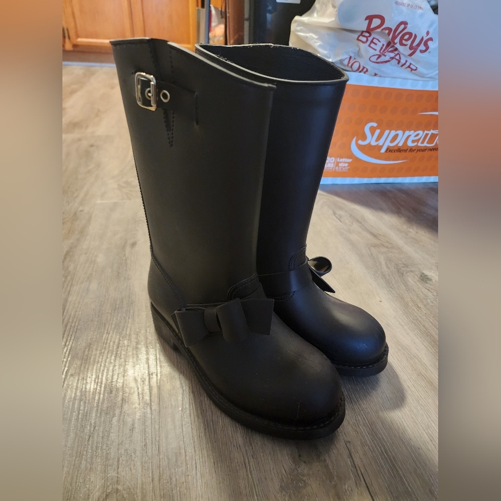 RED Valentino Boots Size 6.5